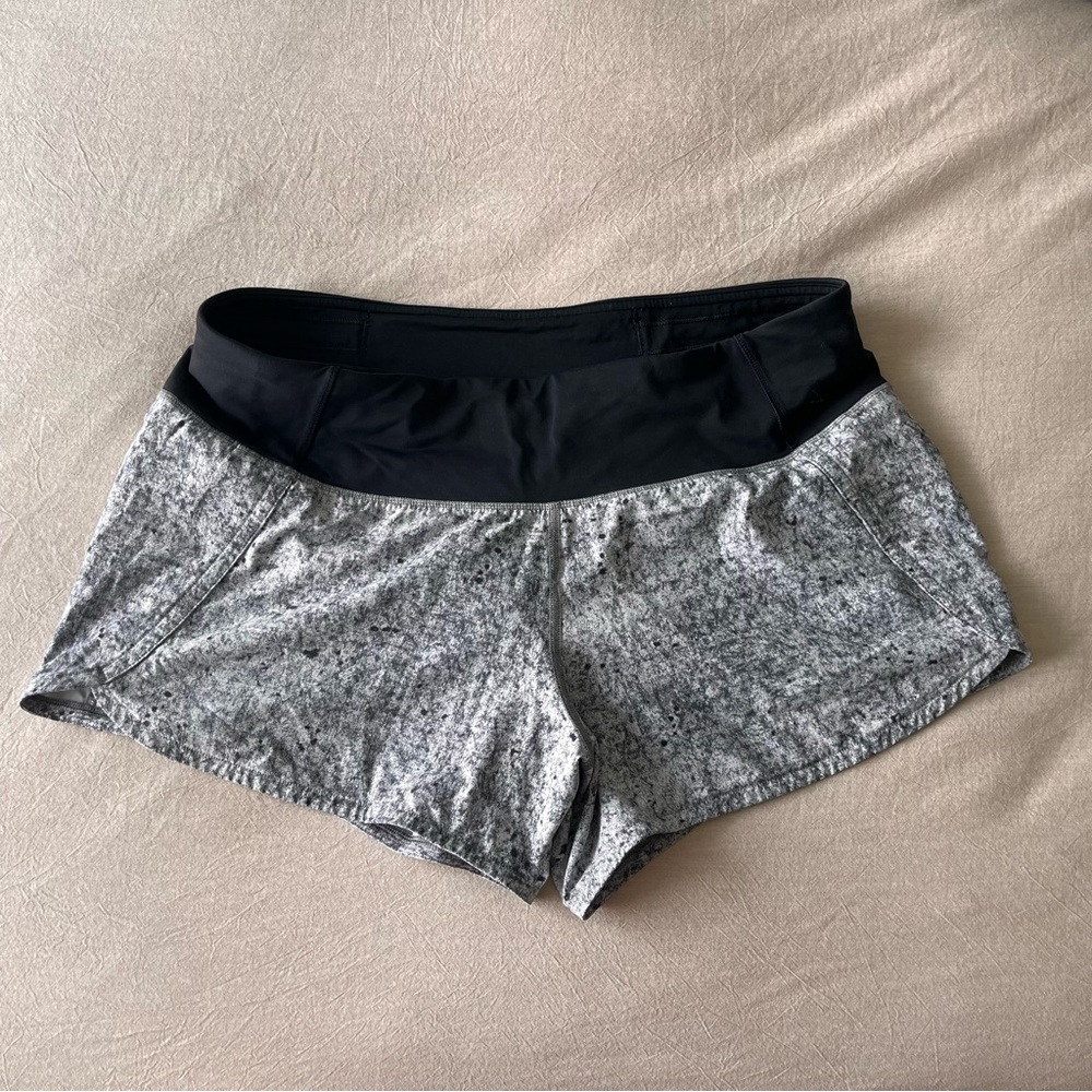 Lululemon Women's Black and Gray Shorts Size 8